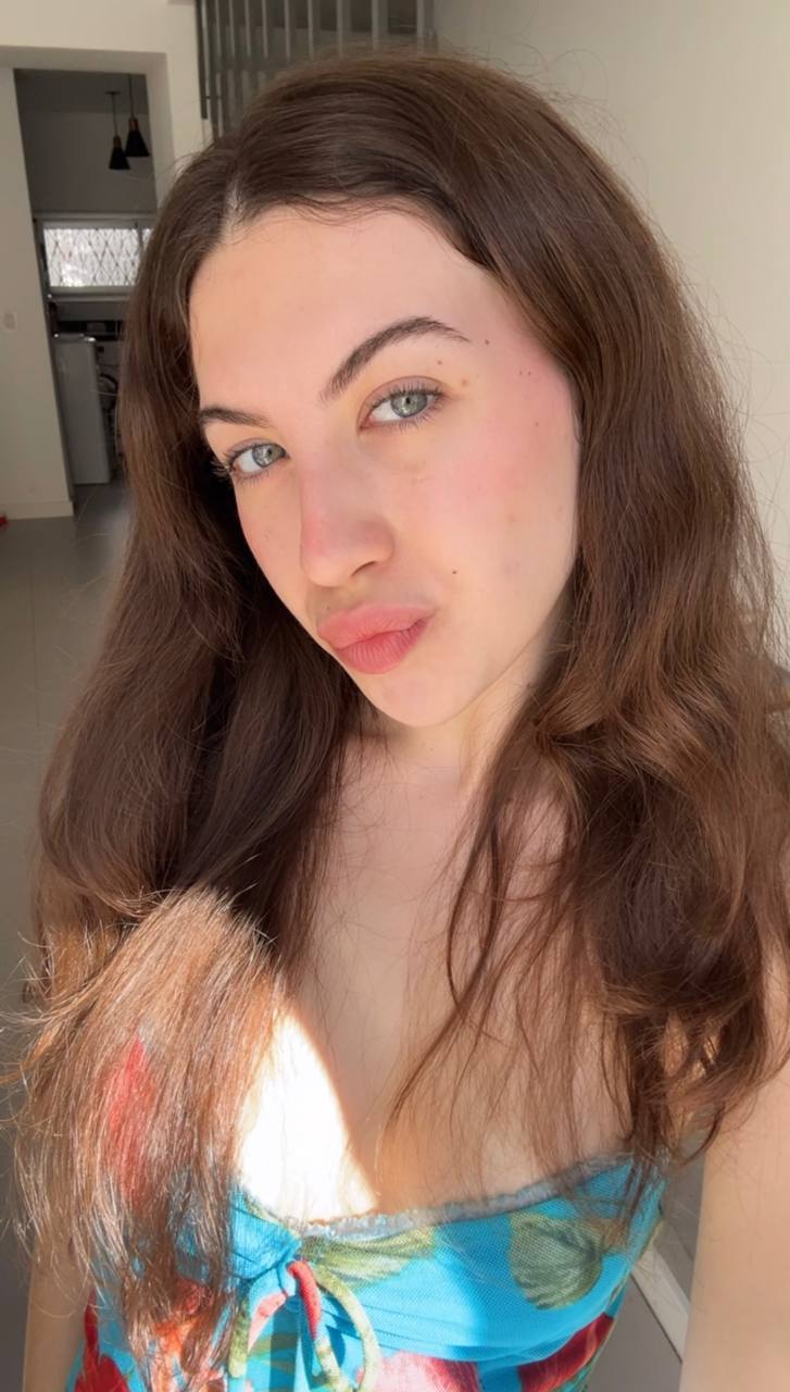 Nude girl Amber in Tabuk