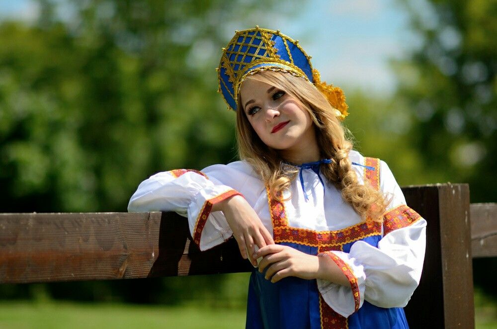 Photo Slavic girls in Tabuk