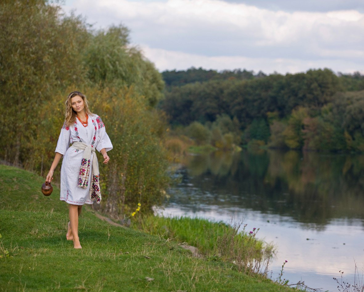 Nude girl Slavic women in Tabuk