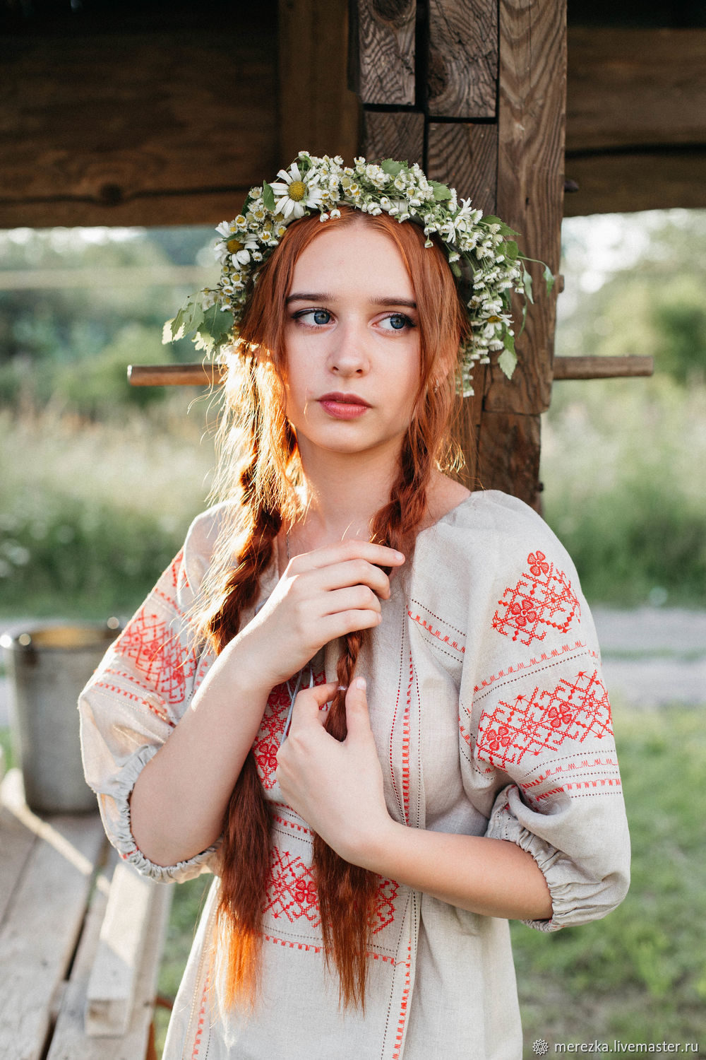 A playful frame from Girls in Slavic costumes — online in Tabuk