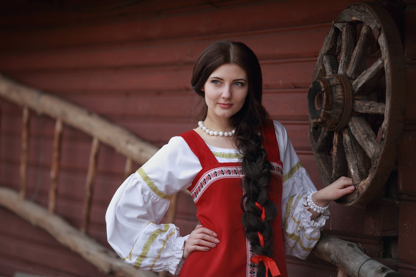 Girls in Slavic costumes’s look of the day — catch her live in Tabuk